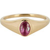 Charmin&rsquo;s R1087 Birthstone zegelring July Fuchsia Ruby Oval Stone Goldplated