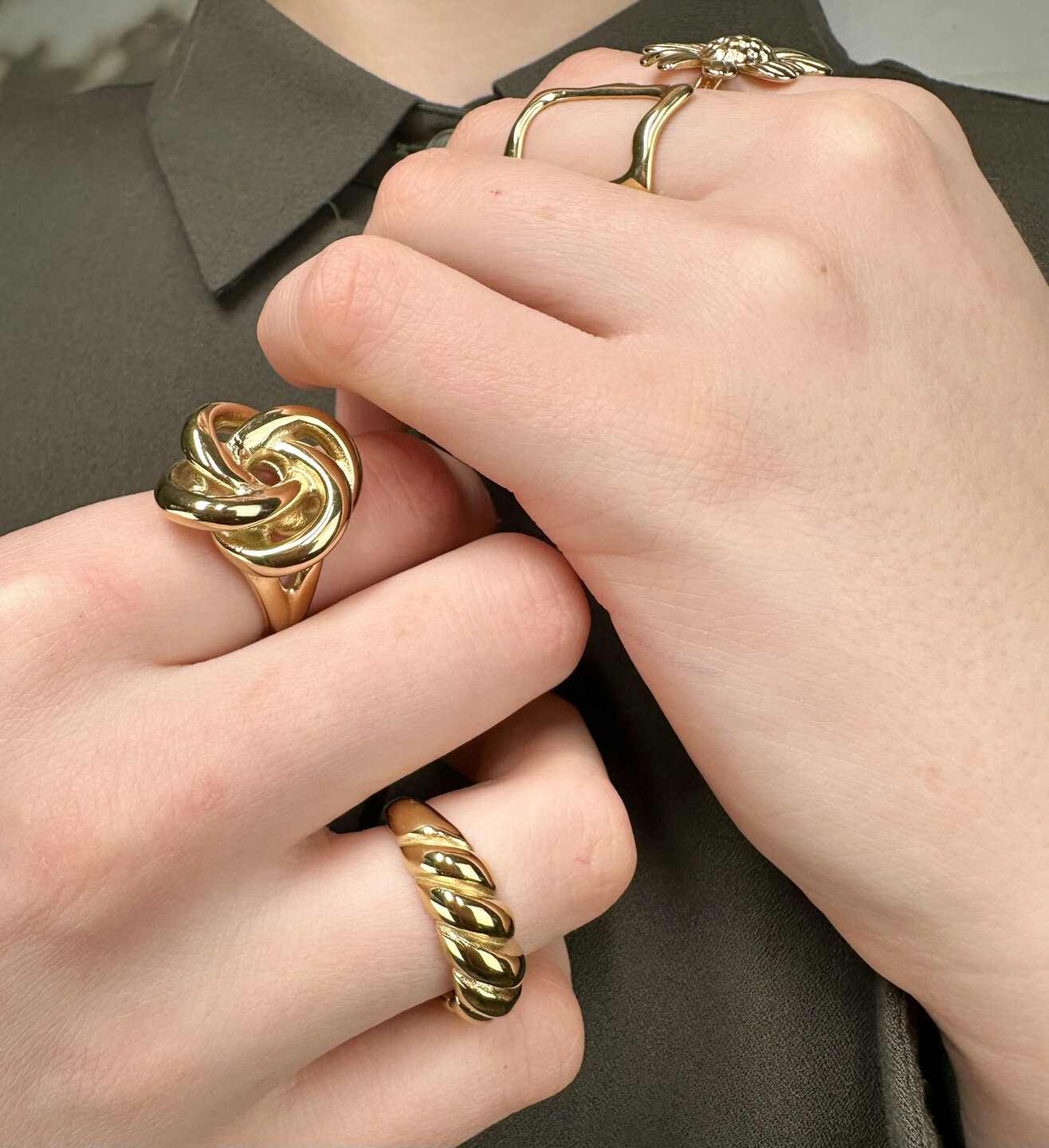 Charmin's Gold-Tone Chunky Ring with Twisted Croissant Shape R996 – Elegant and Playful