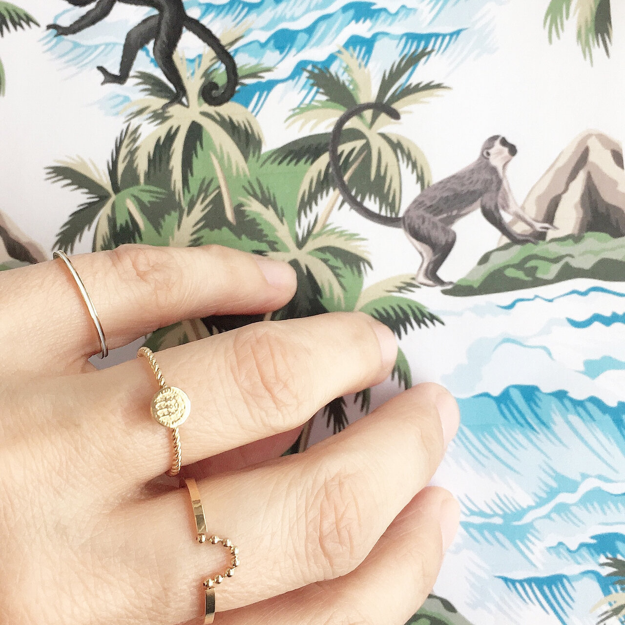 R697 Petite Gold Steel White Enamel