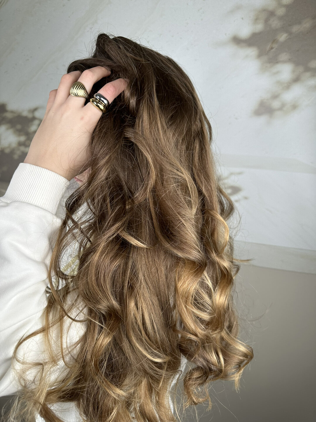 Charmin&rsquo;s Goudkleurige Chunky Ring met Ronde Vorm Staal R994 &ndash; Vol en Vrouwelijk