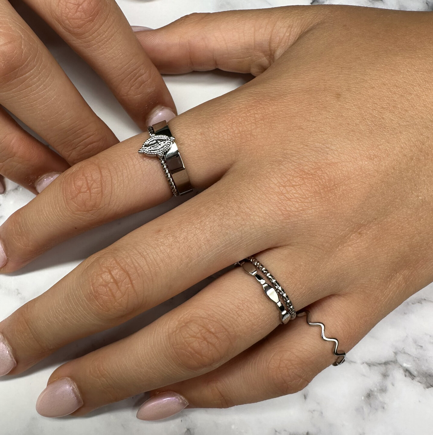 Charmin's Rups Gehoekte Basis Ring 4mm Steel R1559
