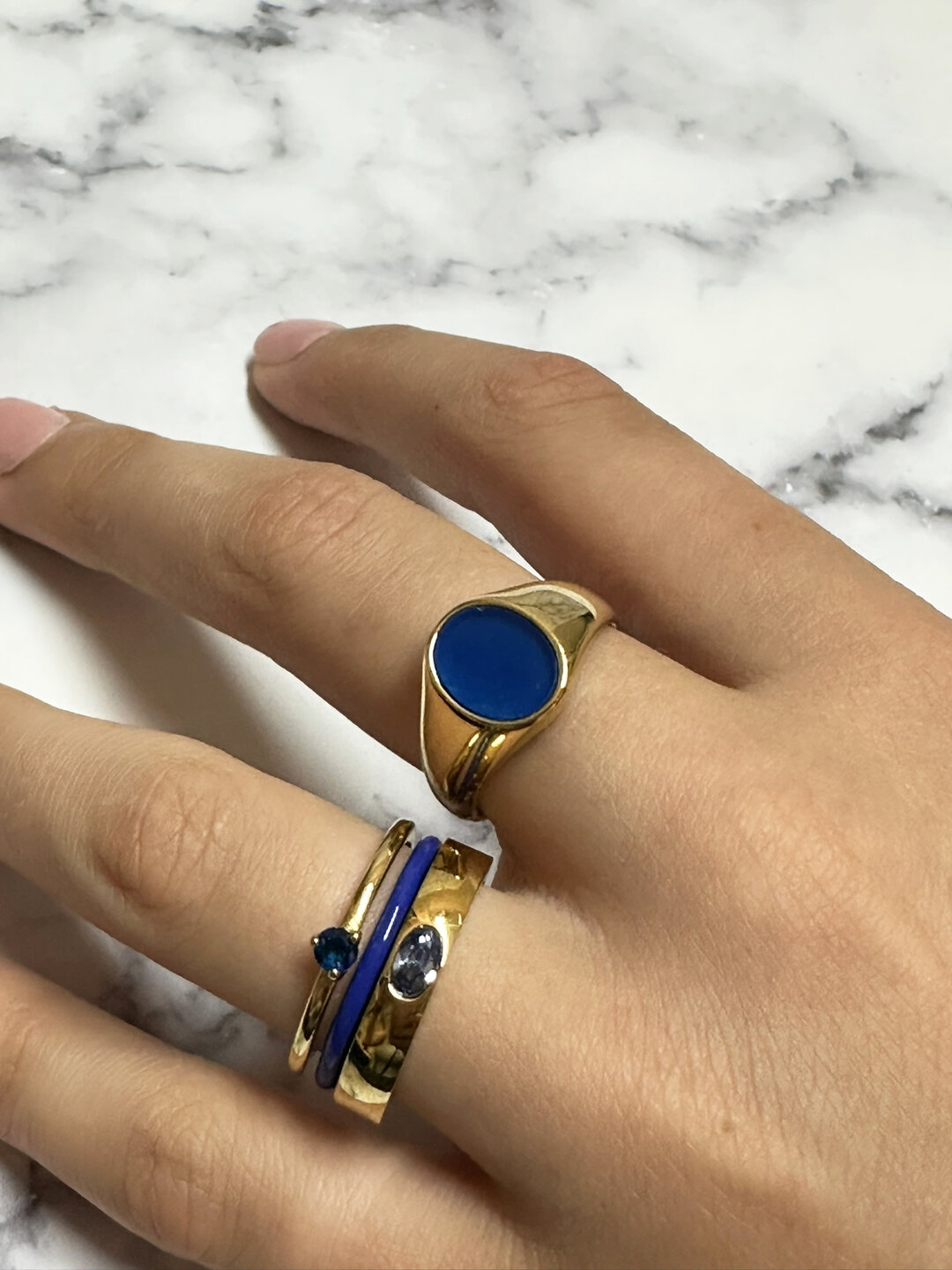 Charmin&#039;s Signet Ring with Flat Oval Synthetic Blue Gemstone Steel  R1483