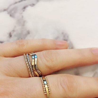 R799 Hooked On You Gold Steel