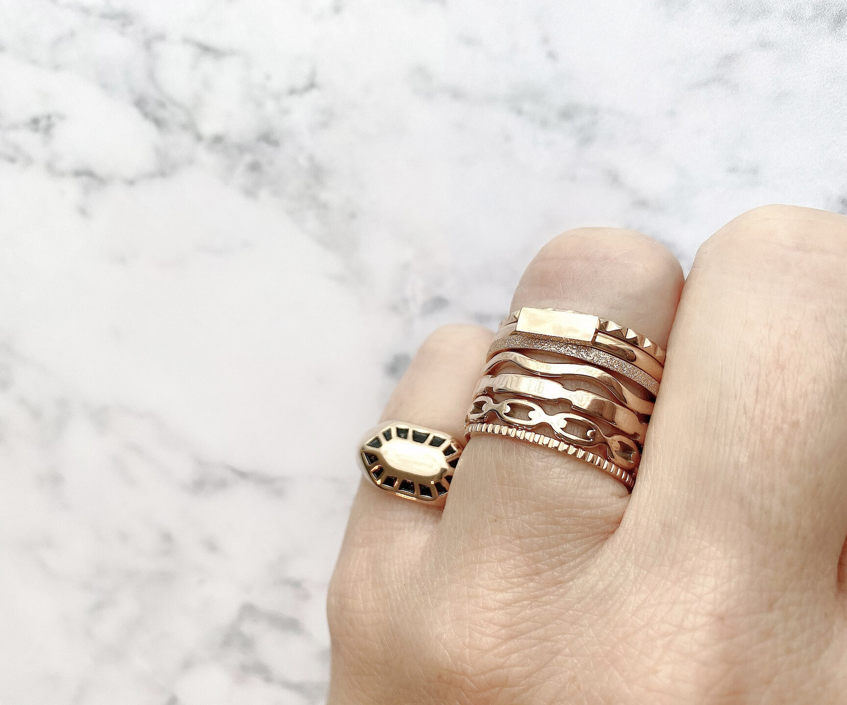 Ring R342 Ros&eacute; 'Sanded'