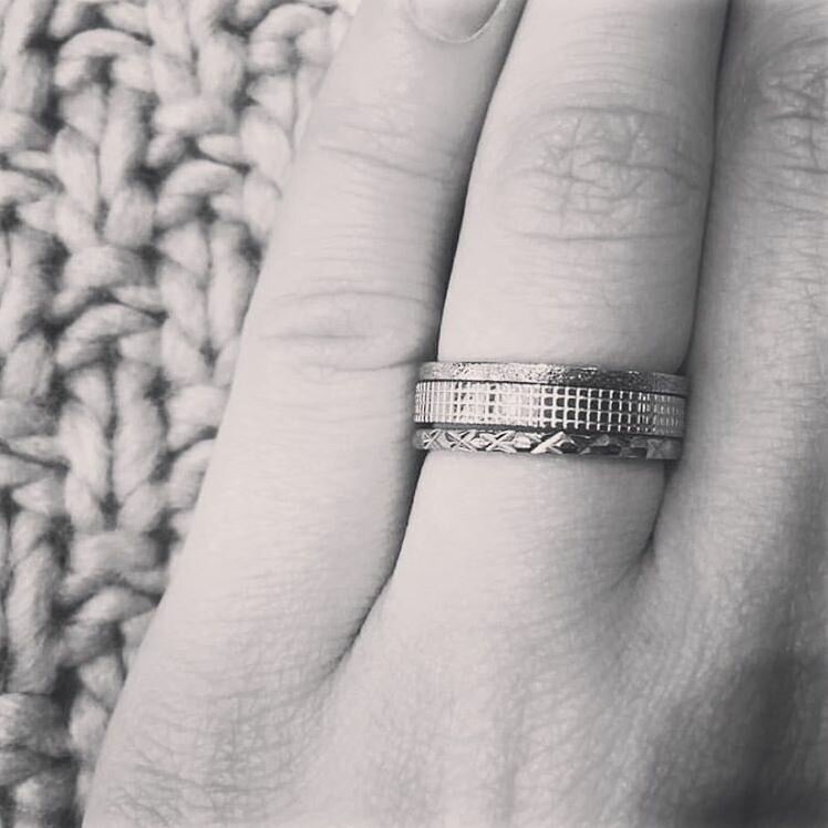 Ring R307 Steel 'Cross' 