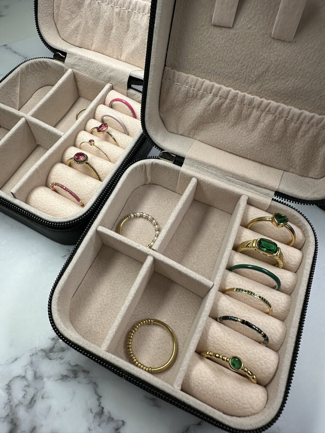 Charmin's Stalen Ring met Zwart Rond Steentje R1503 &ndash; Vintage en strak