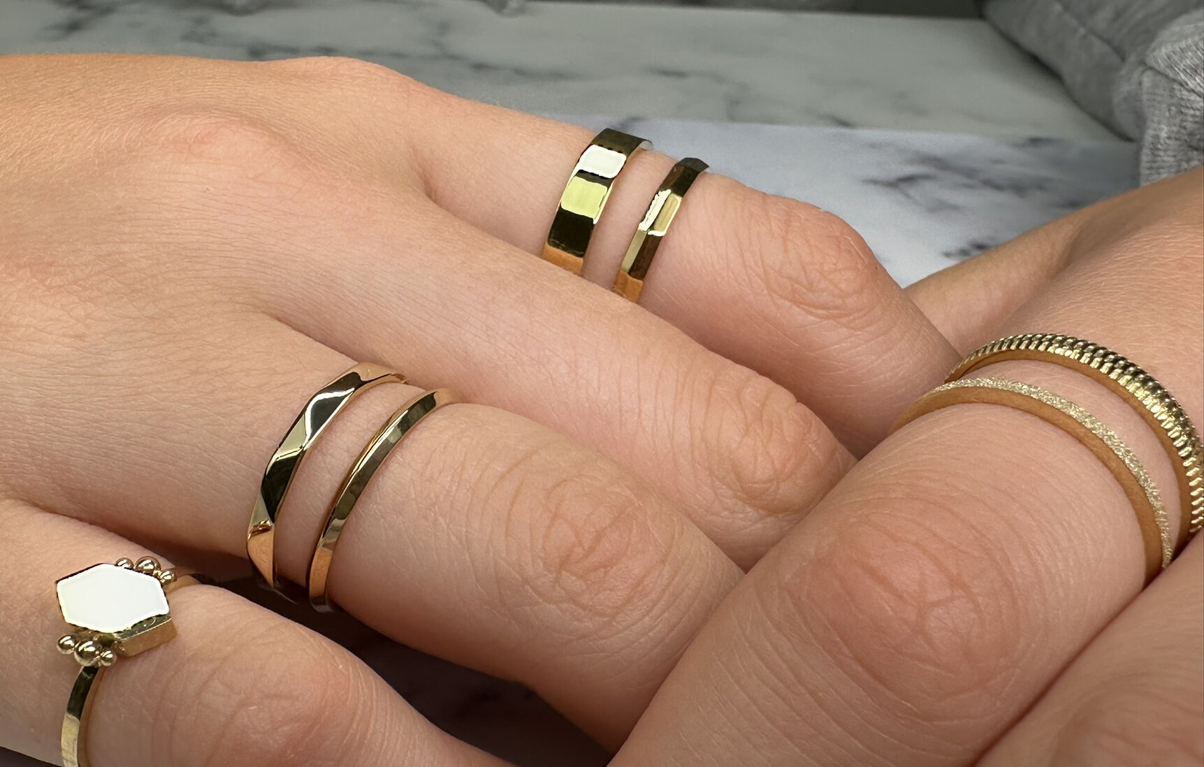 Charmin's Gehoekte Basis Ring 2,5mm Steel R608