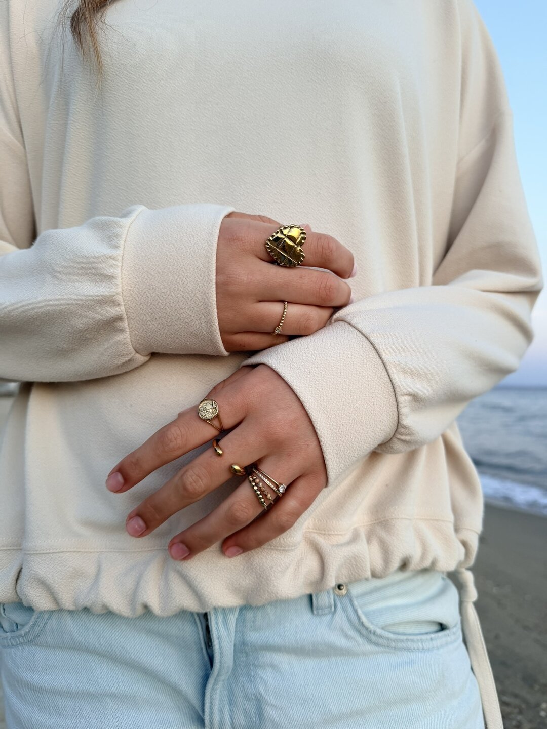 Charmin's Goudkleurige Chunky Ring met Hartvorm Staal R1830&ndash; Big Love