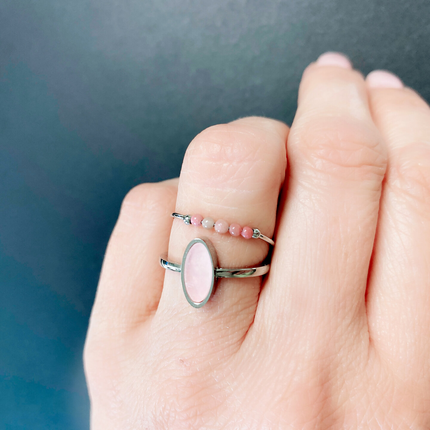 Charmin's Goudkleurige Anxiety Ring Rhodochrosiet Edelsteen Kraal Staal R1201