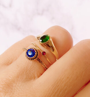 Charmin&#039;s Goudkleurige Ring Birthstone September Donkerblauwe Kristal Staal Iconic Vintage R1098