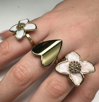 Charmin's Goudkleurige Chunky Ring met Roze Bloem R1835 &ndash; Trendy en Licht