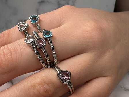 Charmin's Stalen Ring met Roze Rond Steentje R1505 &ndash; Vintage en fris