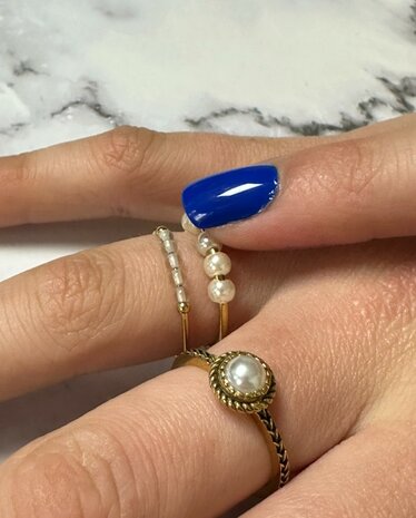 Charmin's Goudkleurige Ring Birthstone Juni Maansteen Parel Staal Iconic Vintage R1526