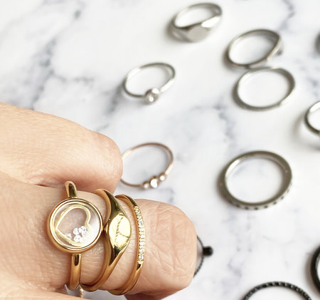 R976 Zegelring petite ovaal gold