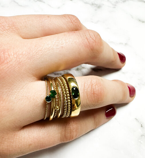 Charmin's Gedraaide Birthstone Ring Donker Groen Kristal Staal R1448