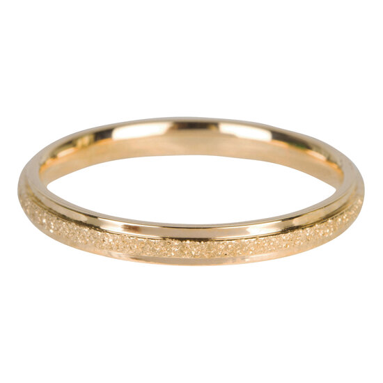 Charmin’s goudkleurige stapelring R564 Sanded and Shiny goldplated staal