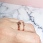 Charmin's Ring Rosegoudkleurige Open Bewerkte Ovaaltjes R1109